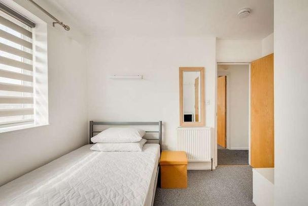 Somerset Road, Canterbury, CT1 - Photo 1