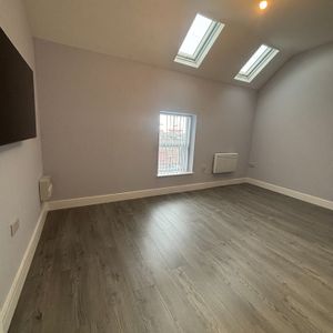 Studio Flat, Rimrose Road, L20 - Photo 2