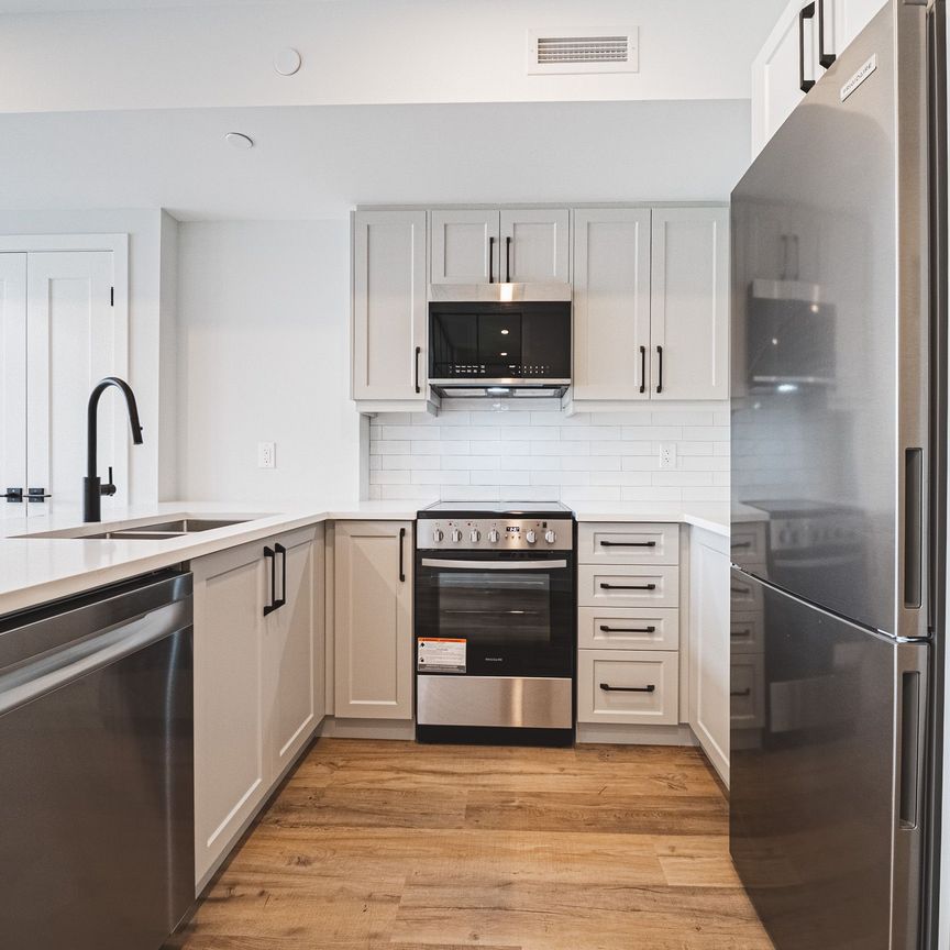 For Lease - 555 Sanatorium Road Unit# 206, Hamilton, Ontario - Photo 1