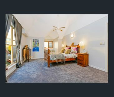 Stylish Tri Level Terrace Home in the Heart of Spring Hill - Call N... - Photo 5