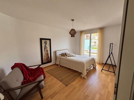 Splendide Attique avec une vue panoramique sur le lac - Photo 3