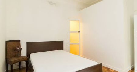 Calle de Ferraz, Madrid, Community of Madrid 28008 - Foto 4