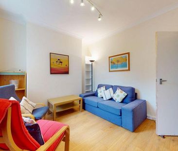 4 bedroom house to rent - Photo 1