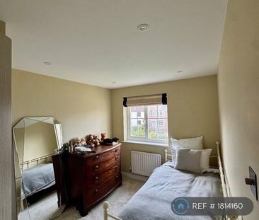 3 bedroom end of terrace house to rent - Photo 6