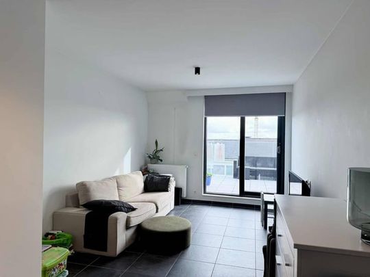 Appartement te huur - Photo 1