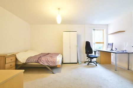 2 bedroom property to rent Apartment 6, Fitzwilliam Court, 19-21 Anson Road, Manchester, M14 - Photo 5