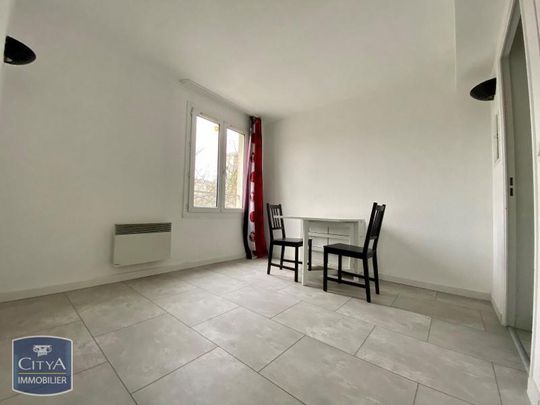 Location Appartement 1 pièce 22m² BUSSY ST GEORGES 77600 - Photo 1