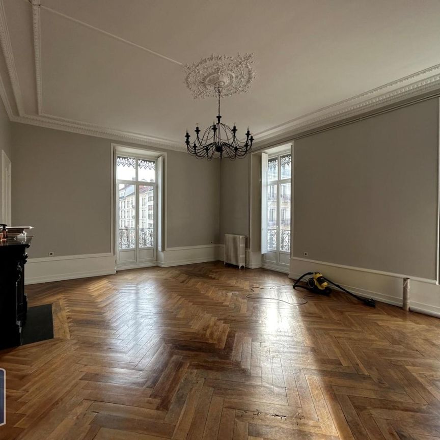 Location Appartement 4 pièces 121m² GRENOBLE 38000 - Photo 1