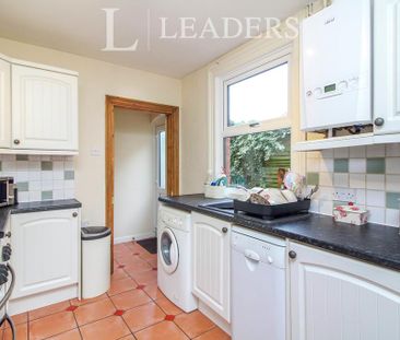 2 bedroom terraced house to rent - Photo 4