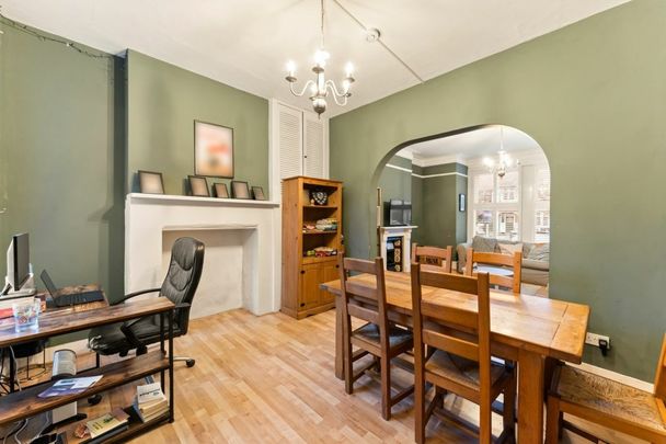 Conyers Road, SW16, London - Photo 1