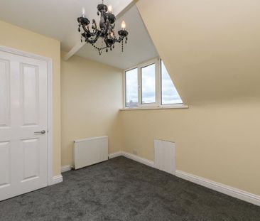 2 bedroom semi-detached house to rent - Photo 5