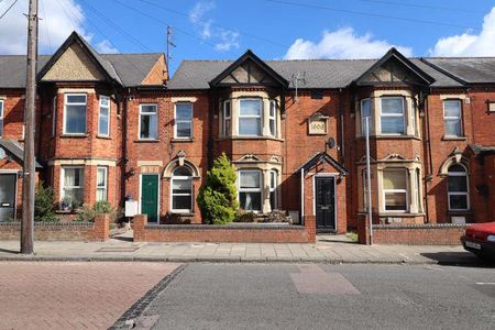 Hurst Grove, Bedford, MK40 - Photo 3