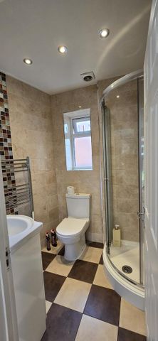 Studio to rent - Photo 5