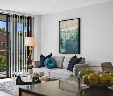 Spacious and modern apartment with pool and gym - Photo 1