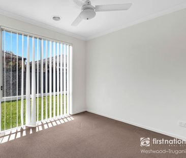 9 Westonbury Drive, 3029, Truganina Vic - Photo 3