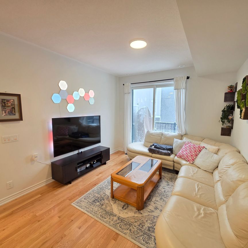 For Lease - 348 Wheat Boom Drive Unit# 18, Oakville, Ontario - Photo 1