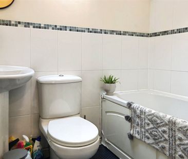 3 bedroom townhouse to rent - Photo 4