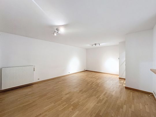 Appartement te huur - Photo 1