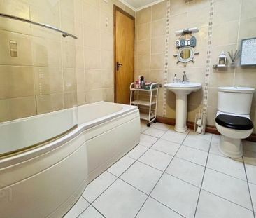 112 Grand Street, Lisburn, BT27 4UE - Photo 3