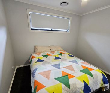 LUXURY LIVING IN GILLIESTON - Photo 6