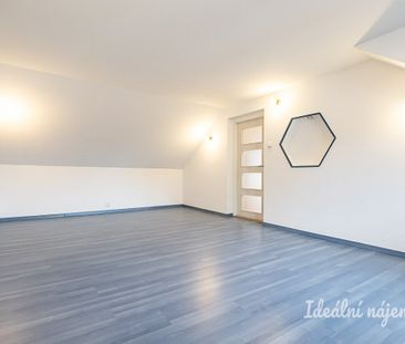 Pronájem bytu 4+kk 140 m² - Photo 1