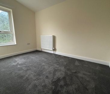 Fallowfield - Photo 4