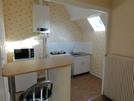 Location Appartement 2 pièces 37m² LE CREUSOT 71200 - Photo 2