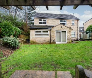 4 bedroom detached house to rent - Photo 4