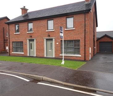 37 Beechcroft, Lurgan, BT66 7GL - Photo 2