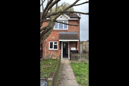 2 Bed Detached House, Croydon, CR0 - Photo 5