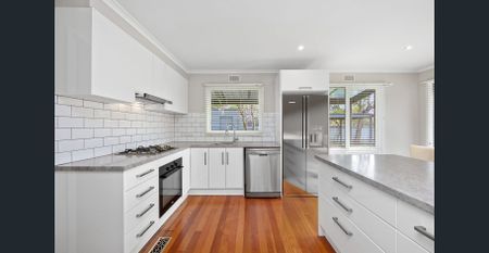 Charming Brick Veneer Home in Eaglehawk with upgraded interior. - Photo 5