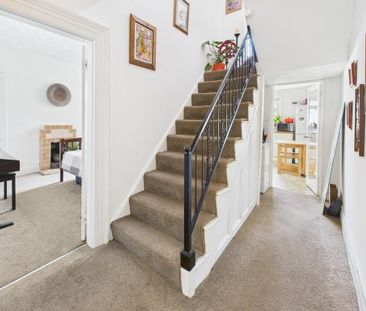 2 bedroom terraced house to rent - Photo 5