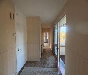 4 bedroom terraced house to rent - Photo 2