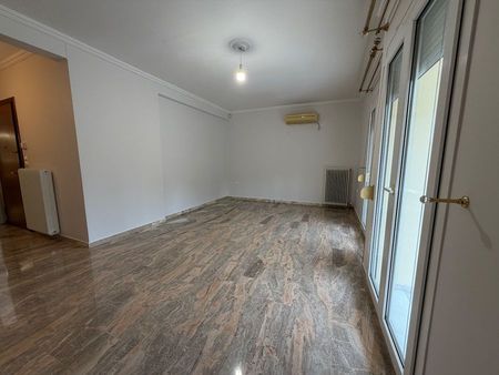 Ανακαινισμένο διαμπερές διαμέρισμα 81 τ.μ. με parking, αυτόνομη θέρμανση και βεράντες στο Δαφνί Χαϊδαρίου, € 680, 81 τ.μ. - Photo 3