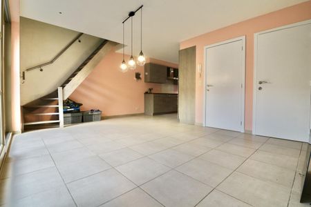 Ruime, energiezuinige woning met 2 slpk, garage, patio, tuin en terras voor 1.095 EUR/mnd - Photo 4