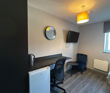 Studio to rent - Photo 6