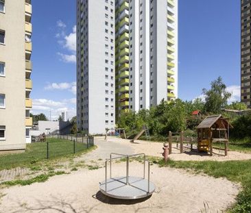 Toller Ausblick: Große 3-Zimmerwohnung mit Balkon - Photo 1