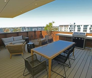 Scarborough - Photo 2