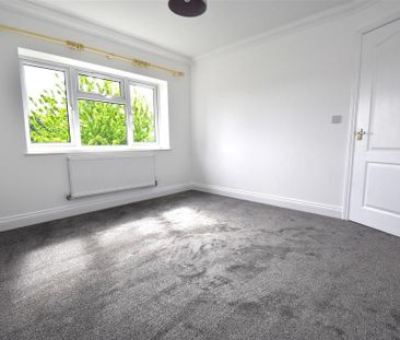 3 bedroom detached house to rent - Photo 3