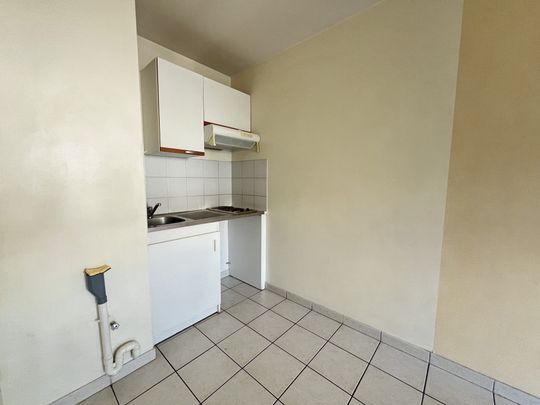 Location Appartement 2 pièces 35m² RODEZ 12000 - Photo 1