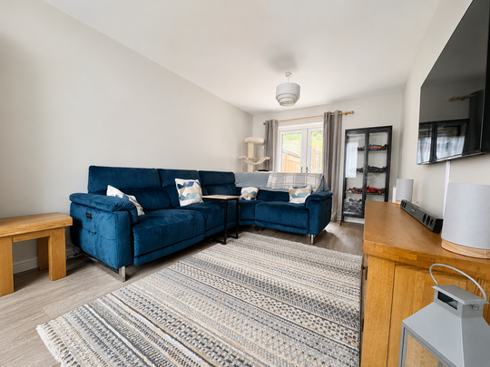 4 bedroom terraced house to rent - Photo 1