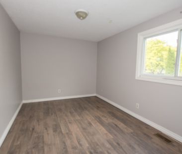 97 Hill Park Lane, St. Catharines - 3 Bedroom Main Unit - Photo 1