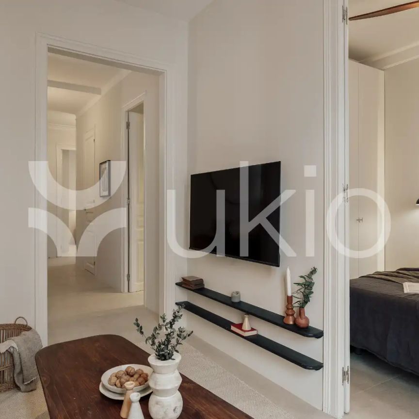 Apartamento de alquiler en Carrer de Grases, El Poble Sec - Parc de Montjuïc - Photo 1