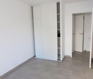 location Appartement T3 DE 60m² À TOULON - Photo 2