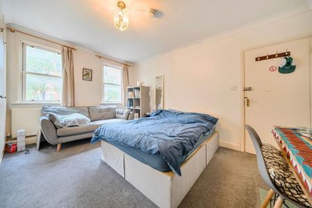 4 bedroom flat to rent - Photo 5
