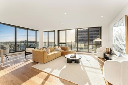 Unrivalled Penthouse with Melbourne’s Most Spectacular Views - Photo 3