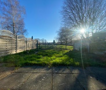 3 bedroom semi-detached house to rent - Photo 5