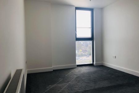 Century Tower, Shire Gate, Chelmsford - Photo 3