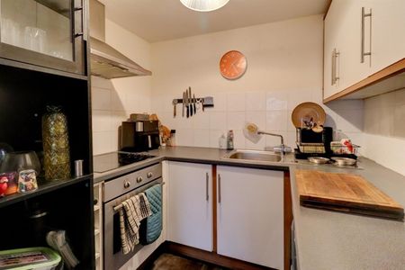 Market Hill, Southam, CV47 0HE - Photo 4