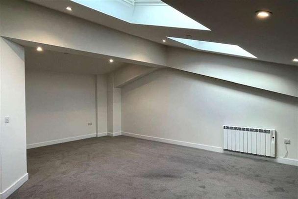 Champion House, Wella Road, Basingstoke, RG22 - Photo 1